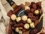 «Букет» с бутылкой алкоголя